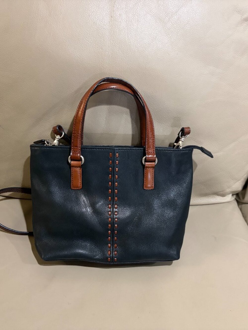 Fossil Leather bag (Preowned)